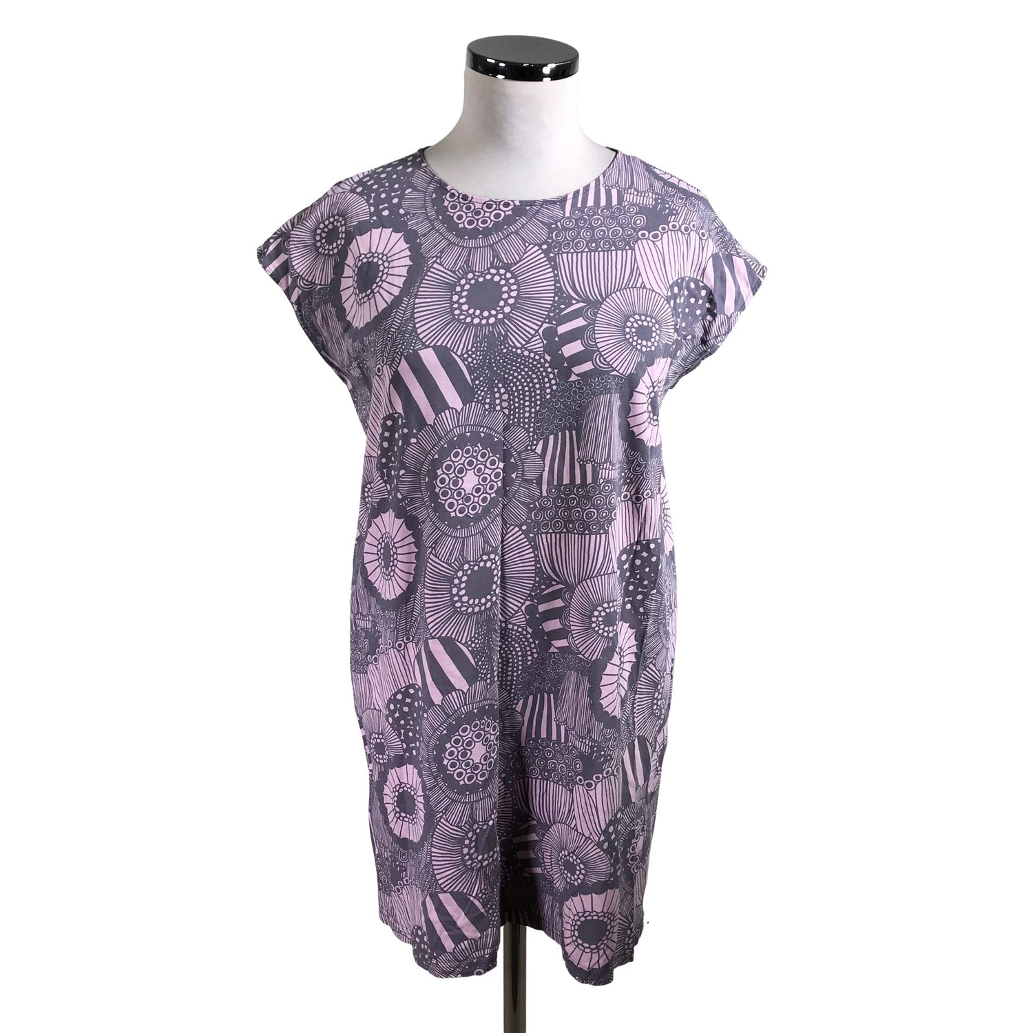  Yöasu  Yöpaita, koko 42  Marimekko 