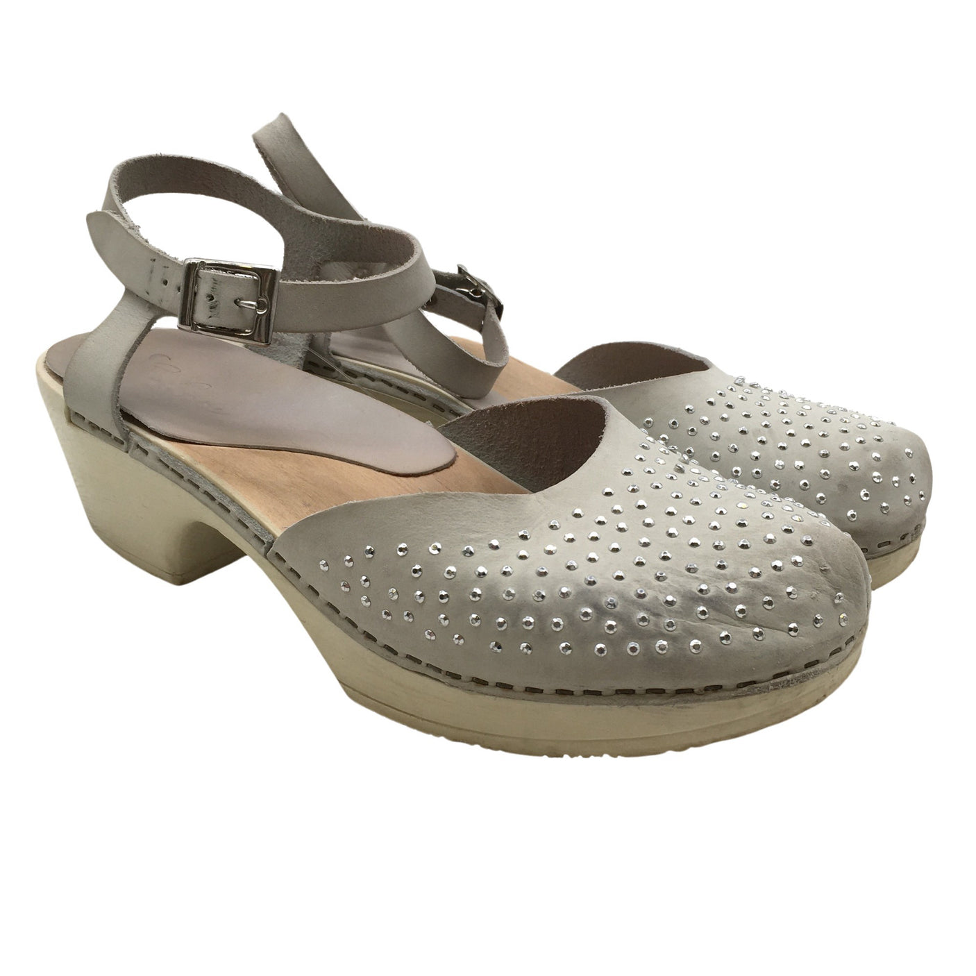 Korolliset sandaalit, koko 38