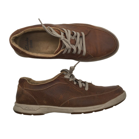 Unisex Clarks - Tennarit, koko 42 -  ()