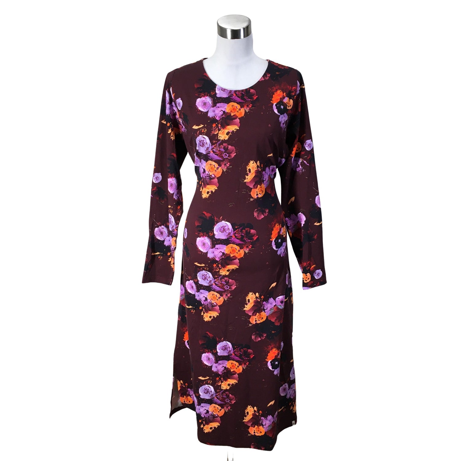  Mekko  Trikoomekko, koko 40  Kaiko 
