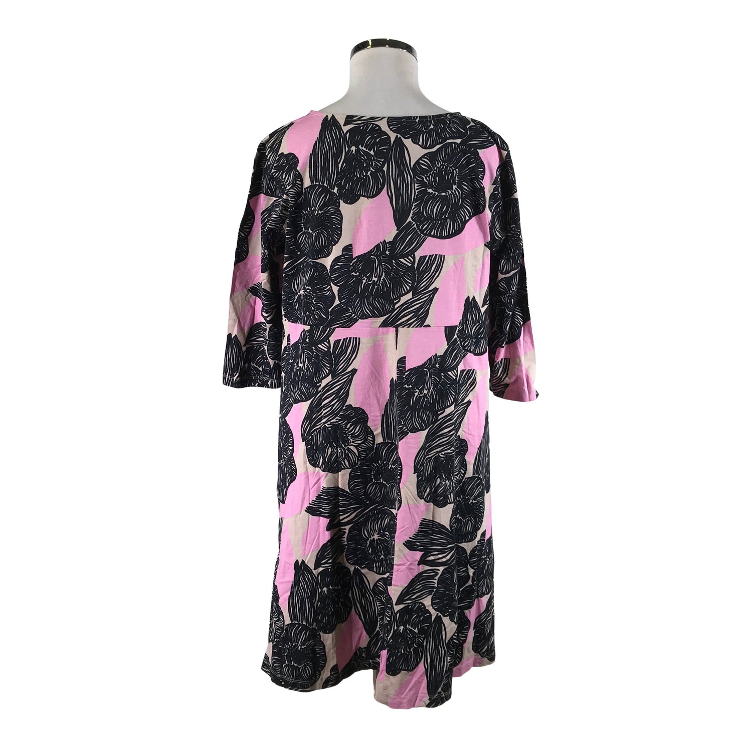  Mekko  Trikoomekko, koko 46  Marimekko 
