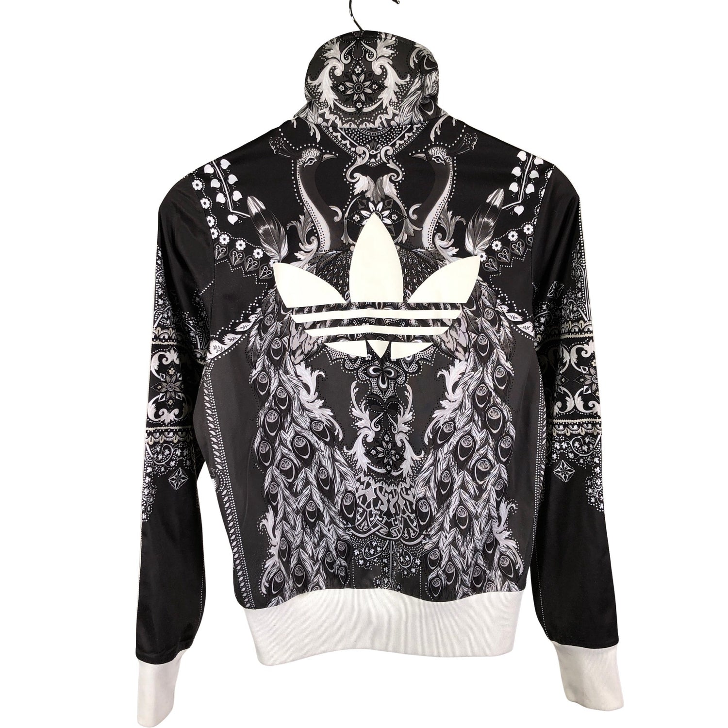  Urheilutakki  Verryttelytakki, koko 34  Adidas 