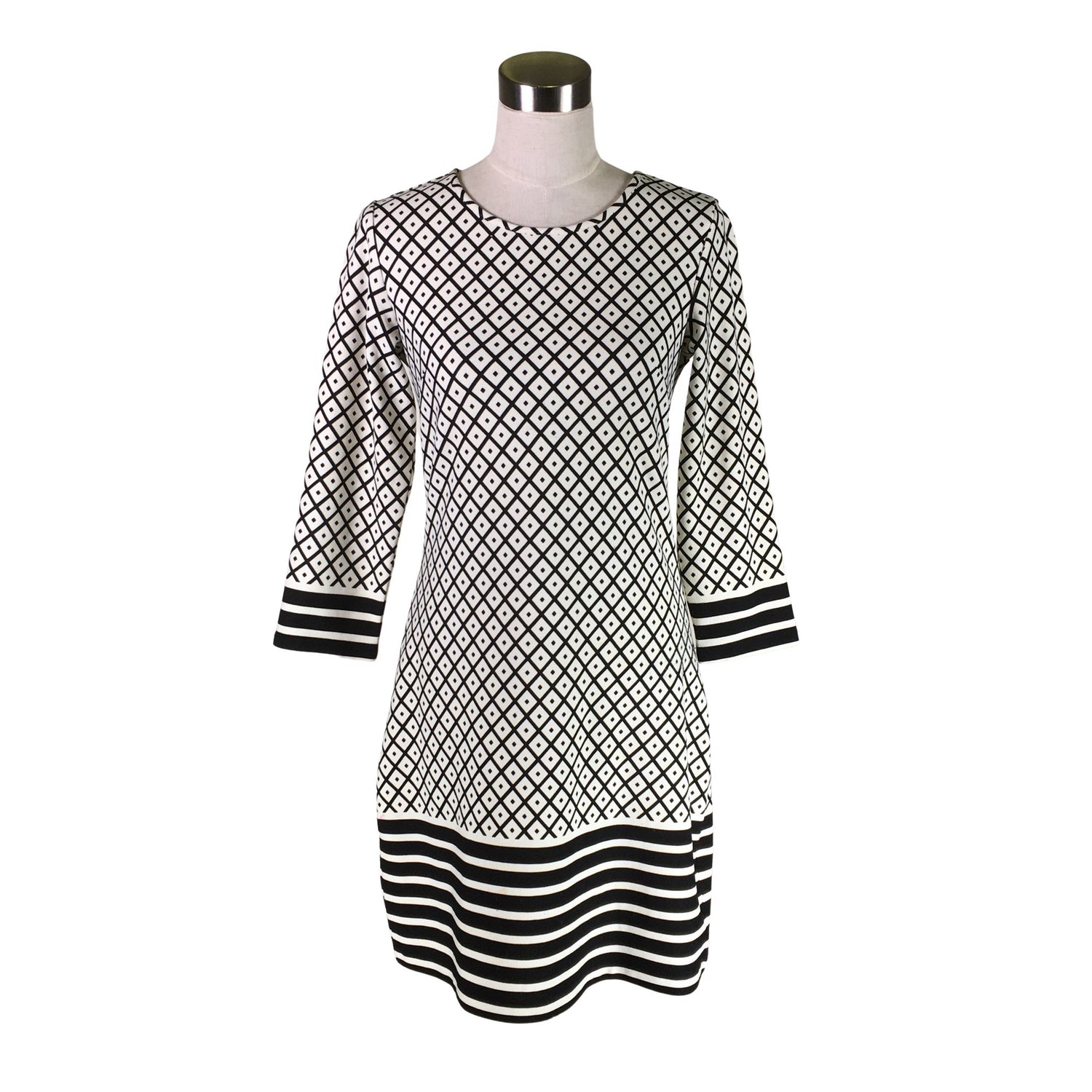  Mekko  Trikoomekko, koko 36  Chiara Forthi 