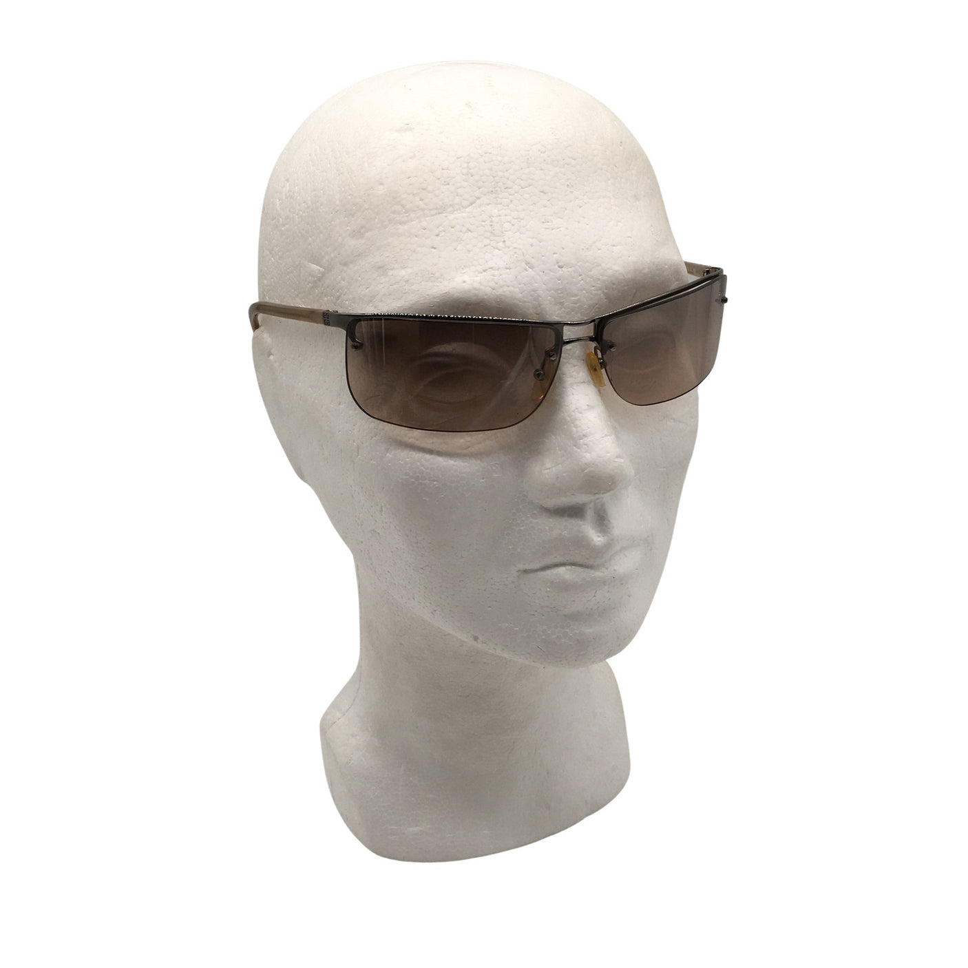 Aurinkolasit, koko Ei kokoa