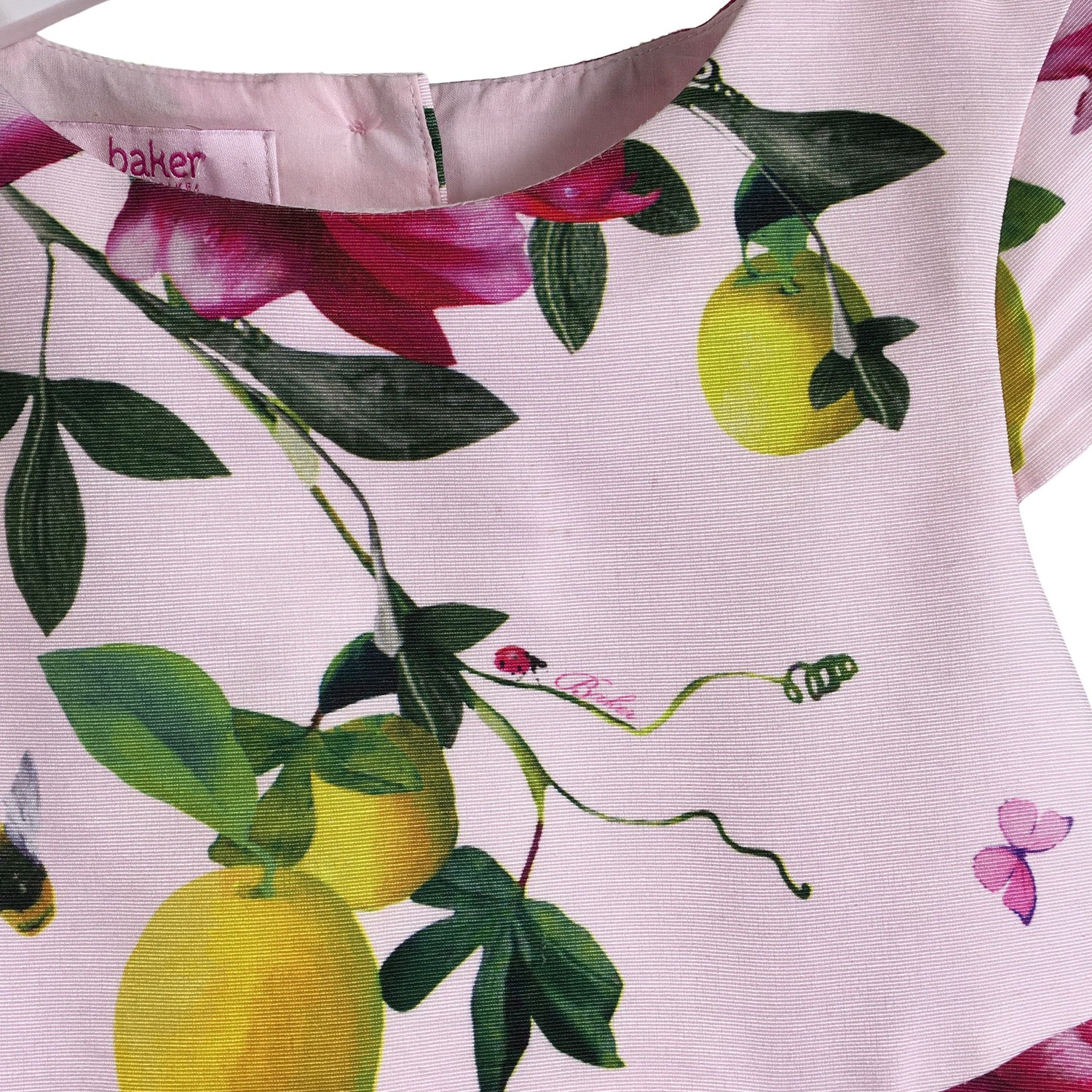 Juhlamekko, koko 110 - 116