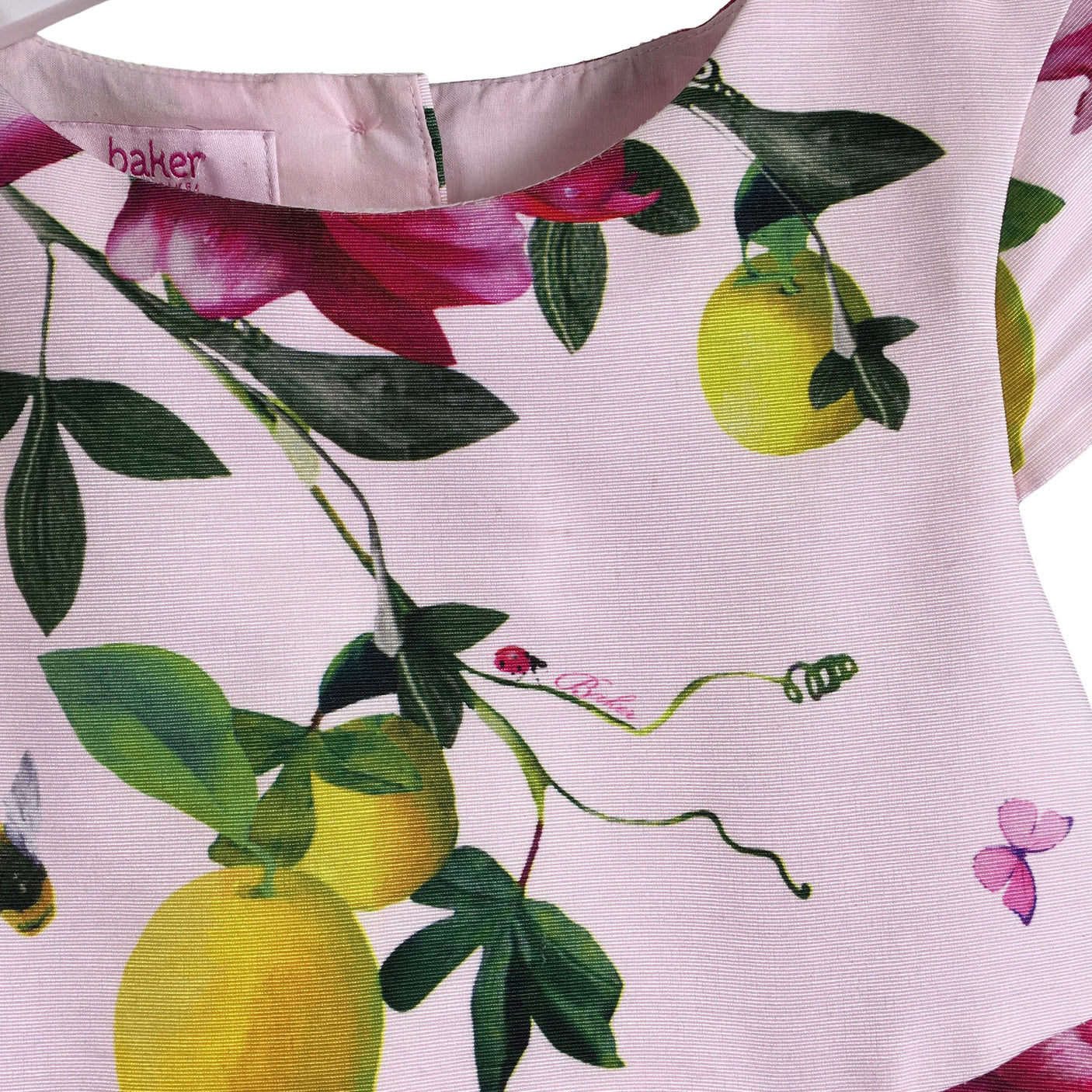 Juhlamekko, koko 110 - 116