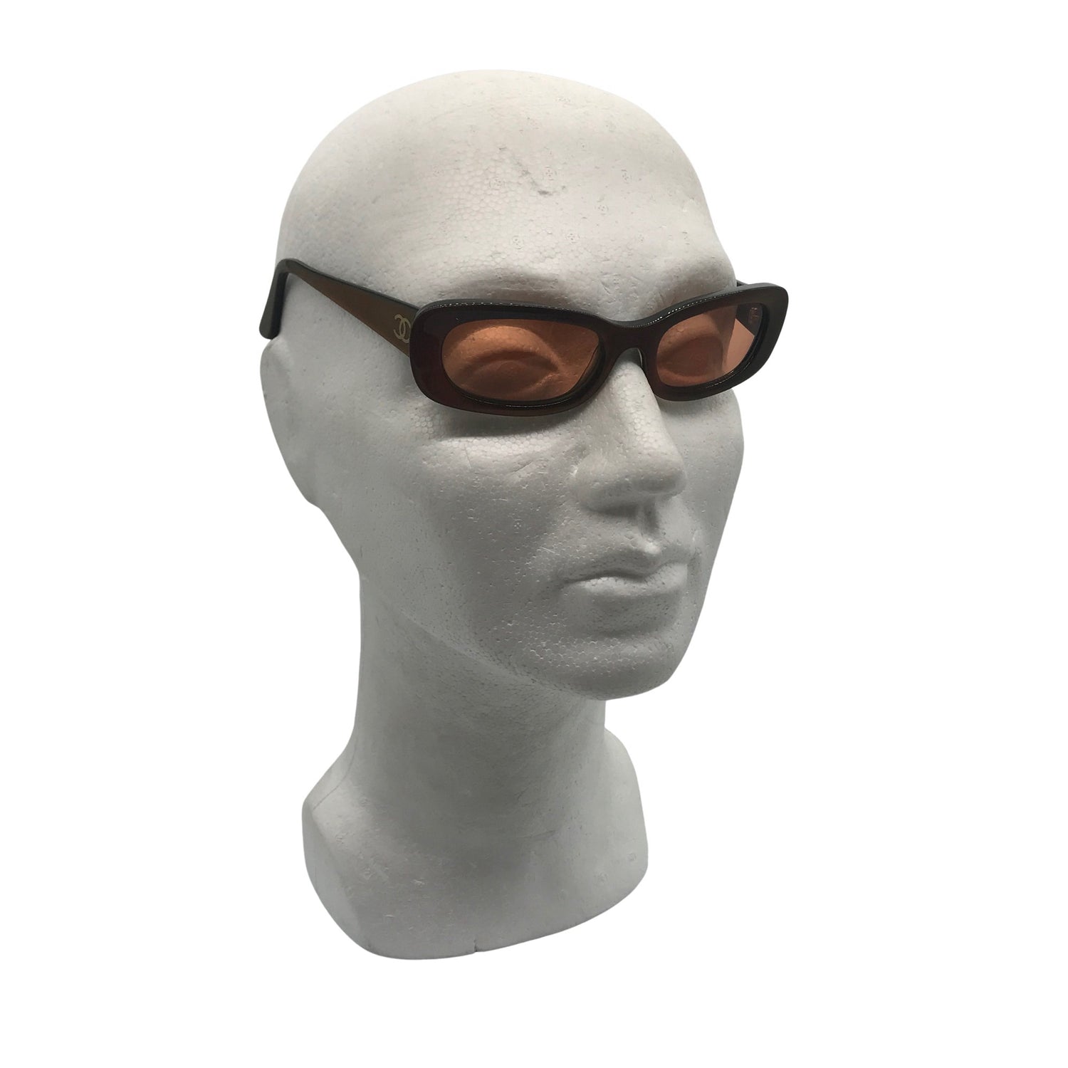 Aurinkolasit, koko Ei kokoa