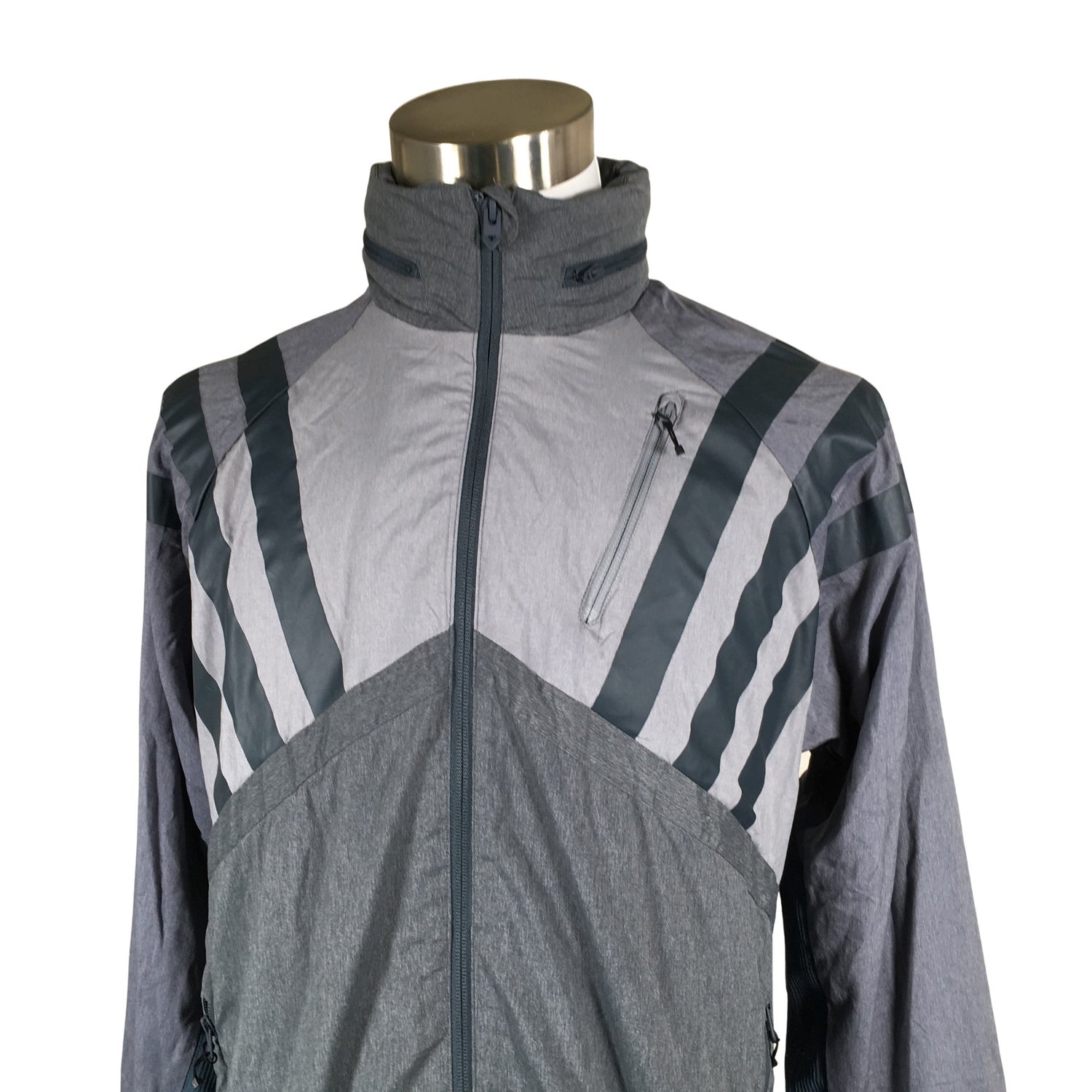 Urheilutakki, koko S