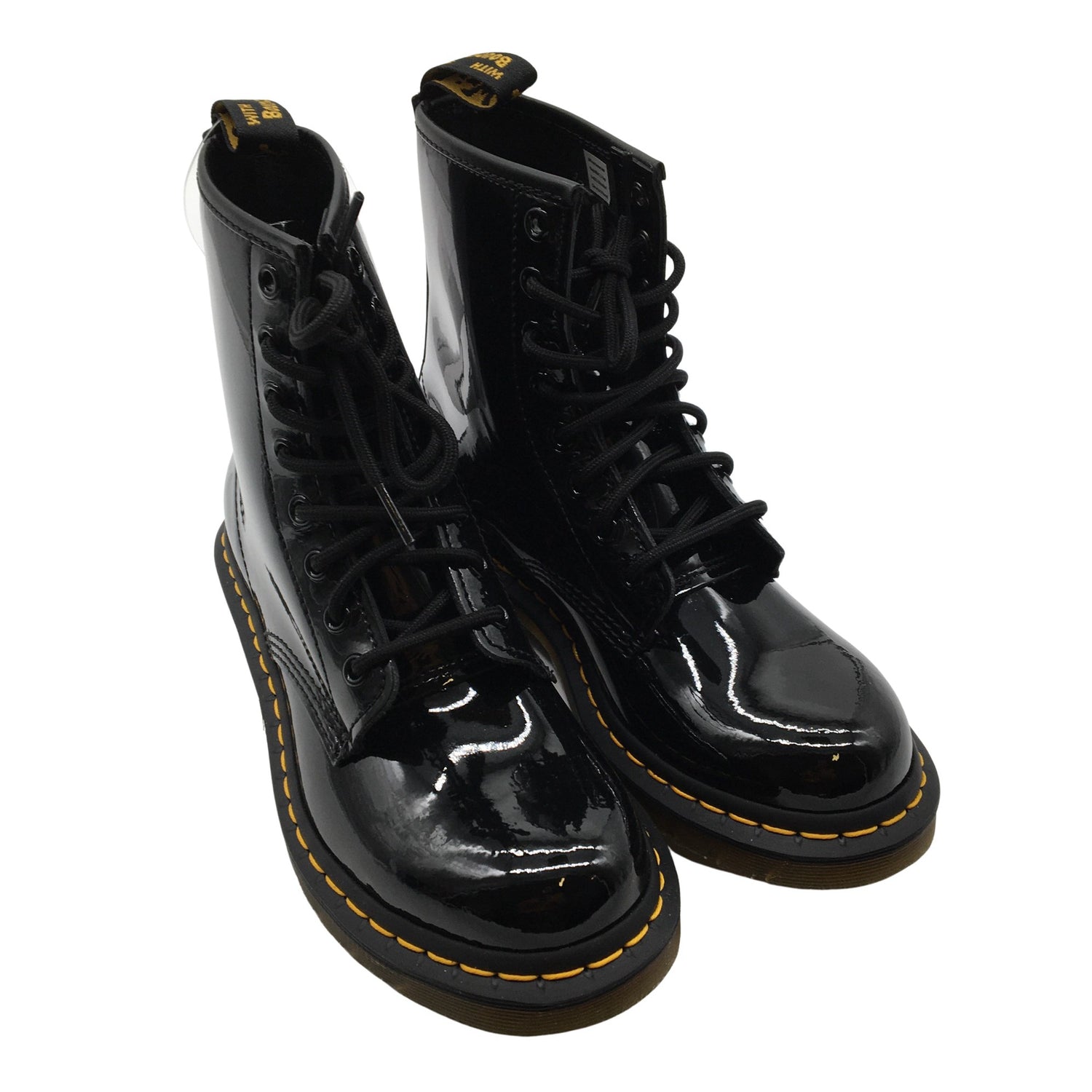  Maiharit  Maiharit, koko 38  Dr. Martens 