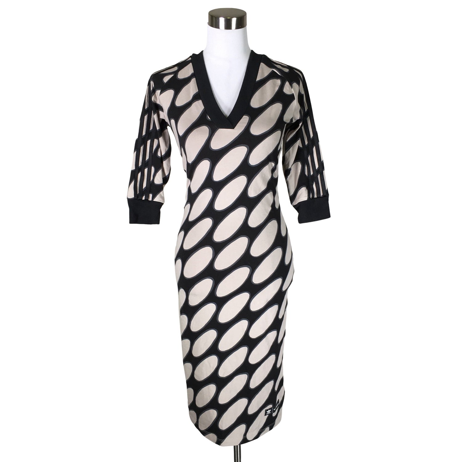  Mekko  Trikoomekko, koko 36  Adidas 