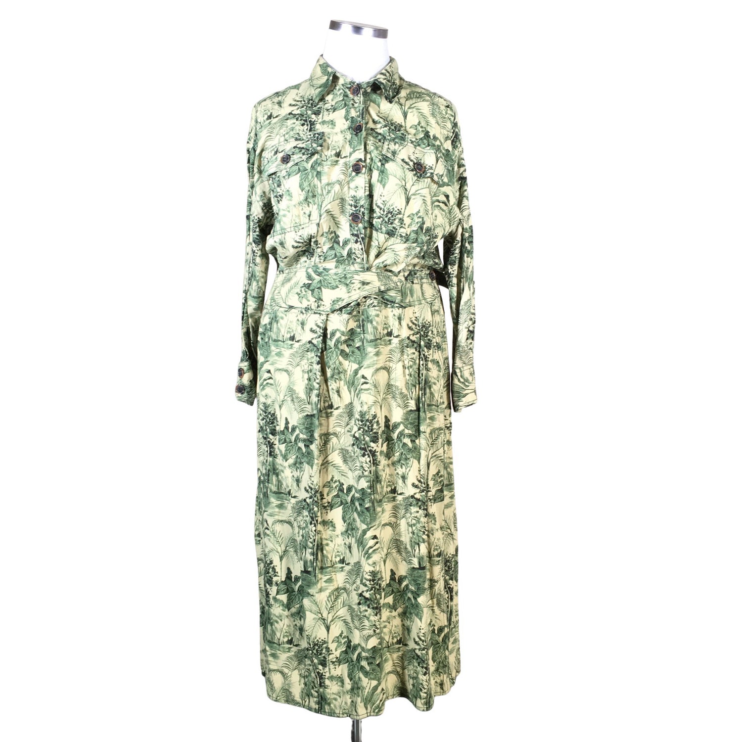  Mekko  Maksimekko, koko 42  Zara 