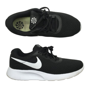 Unisex Nike - Lenkkarit, koko 43 -  (1)