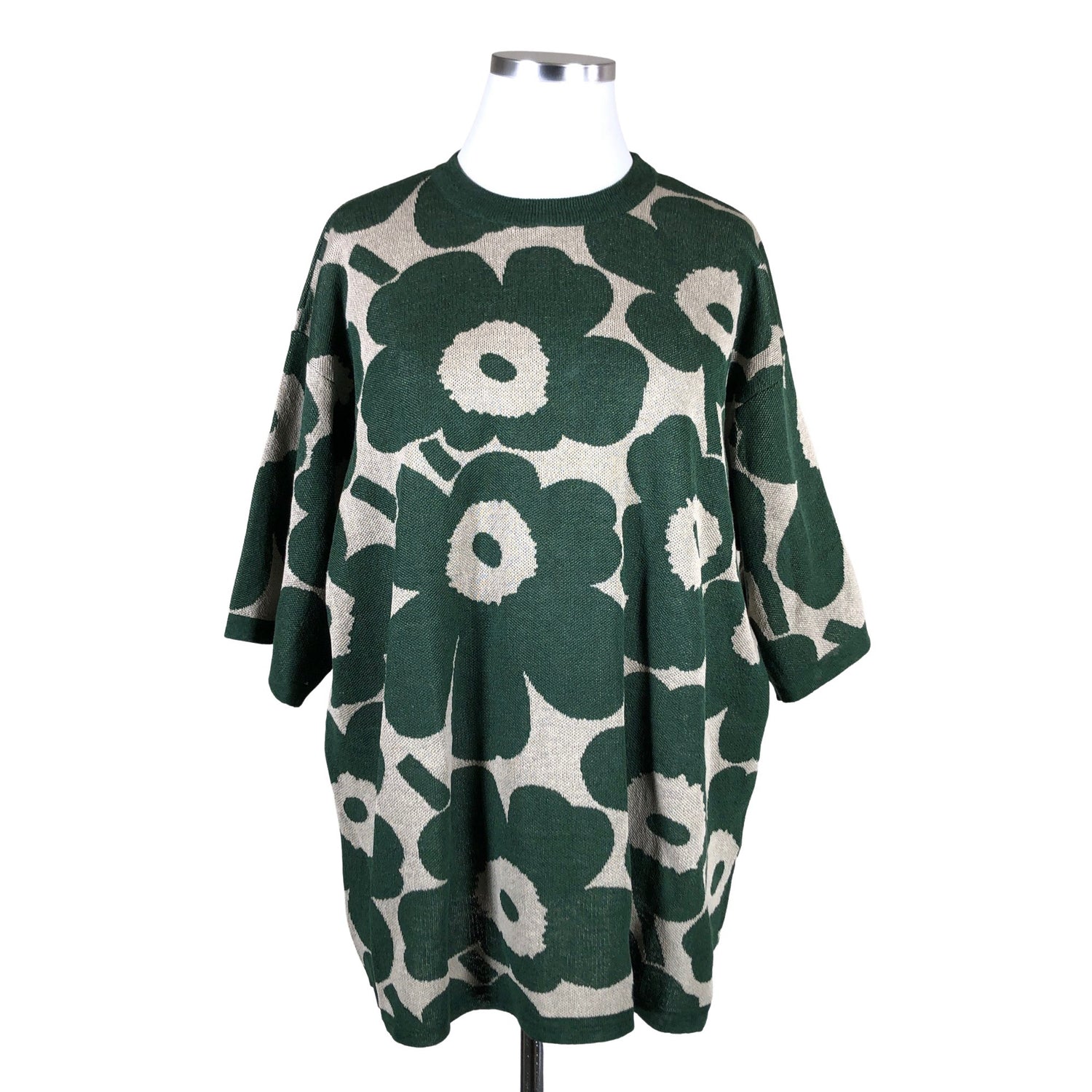  Neulepaita  Neulepaita, koko 42  Marimekko 