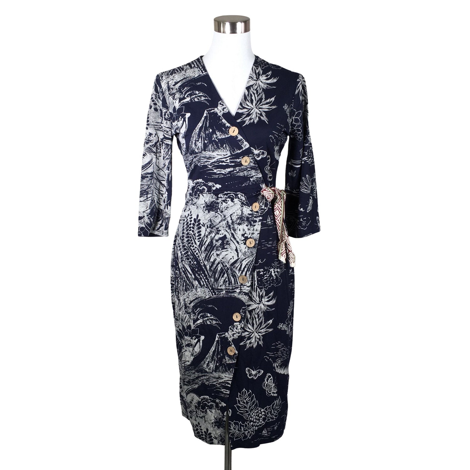  Mekko  Trikoomekko, koko 38  Desigual 