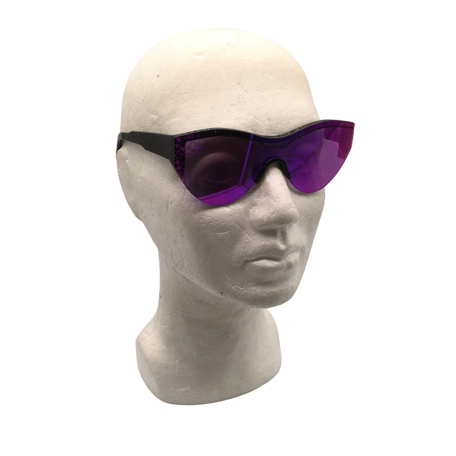 Aurinkolasit, koko Ei kokoa