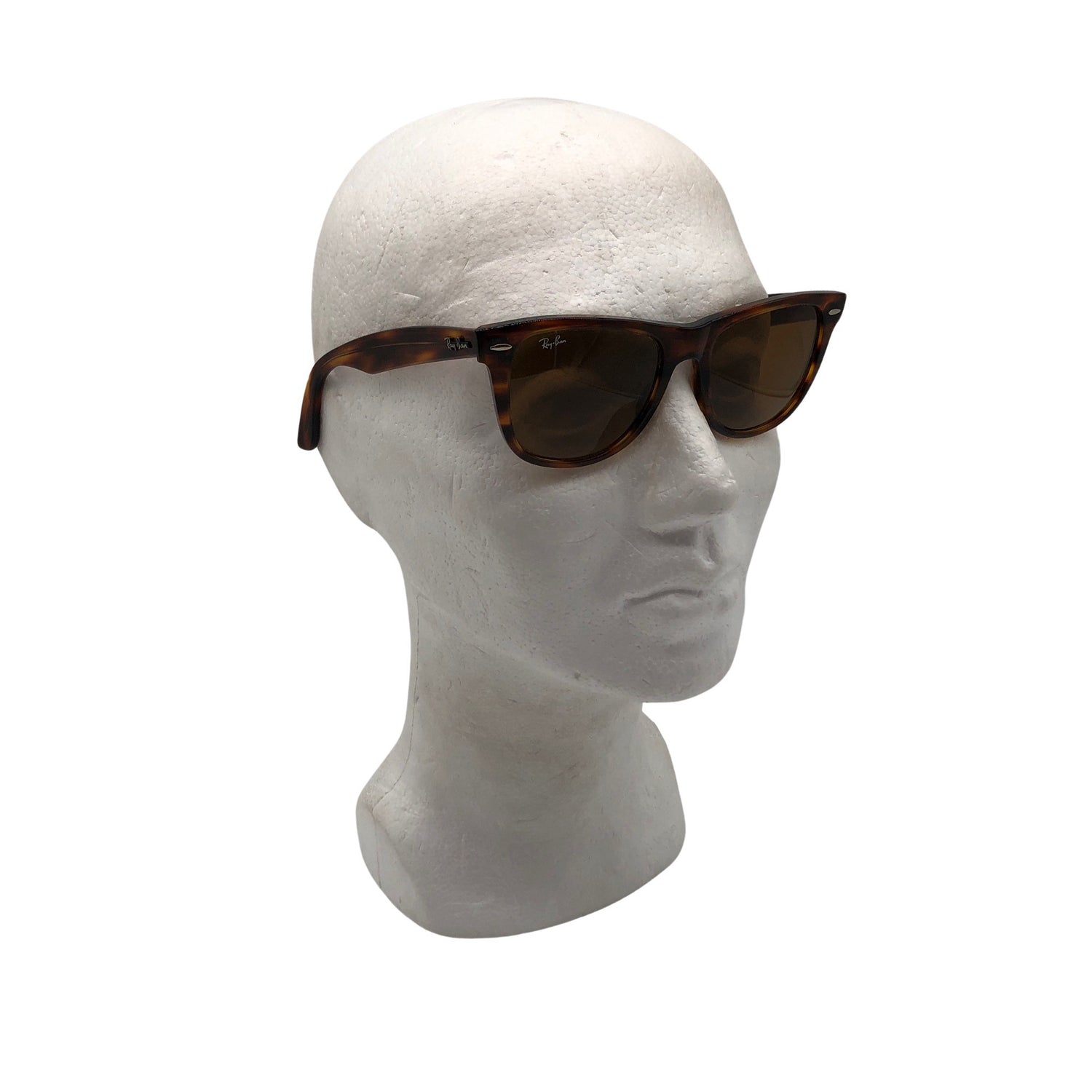 Aurinkolasit, koko Ei kokoa