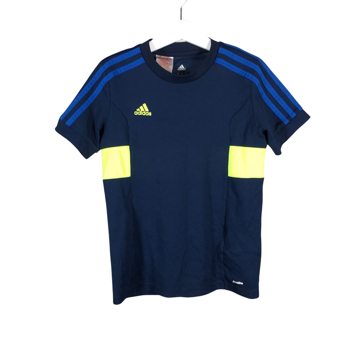  Urheilupaita  Urheilupaita, lyhyet hihat, koko 134 - 140  Adidas 