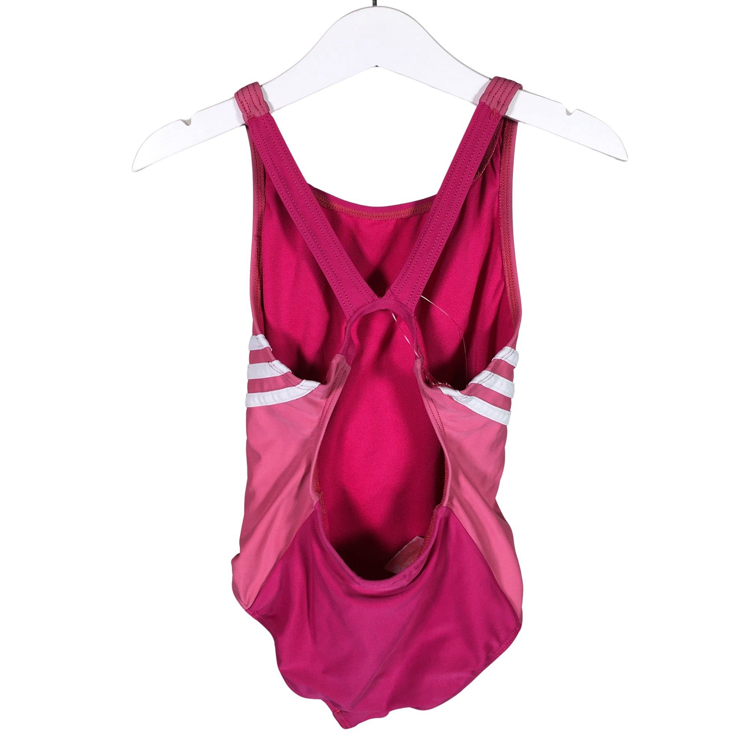  Uima-asu  Uimapuku, koko 122 - 128  Adidas 