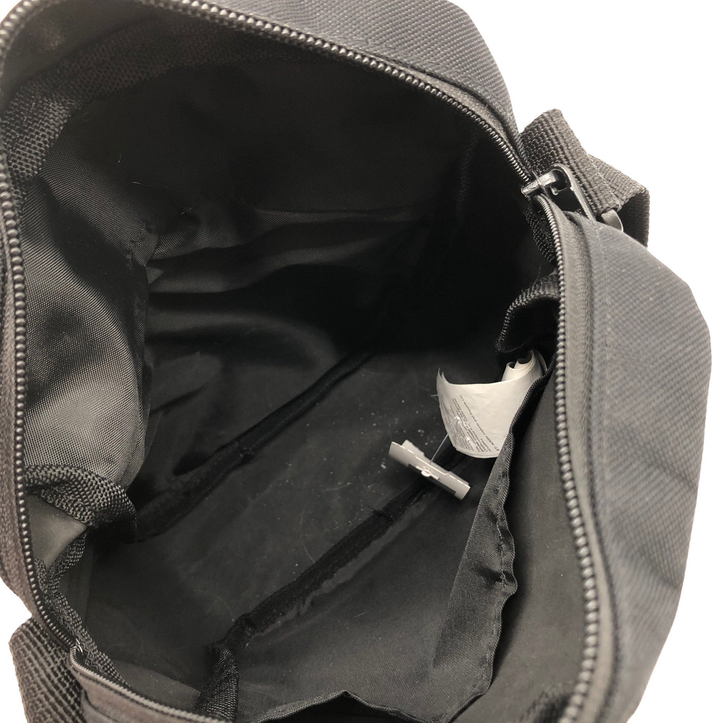 Unisex Adidas - Olkalaukku, koko Midi -  (2)
