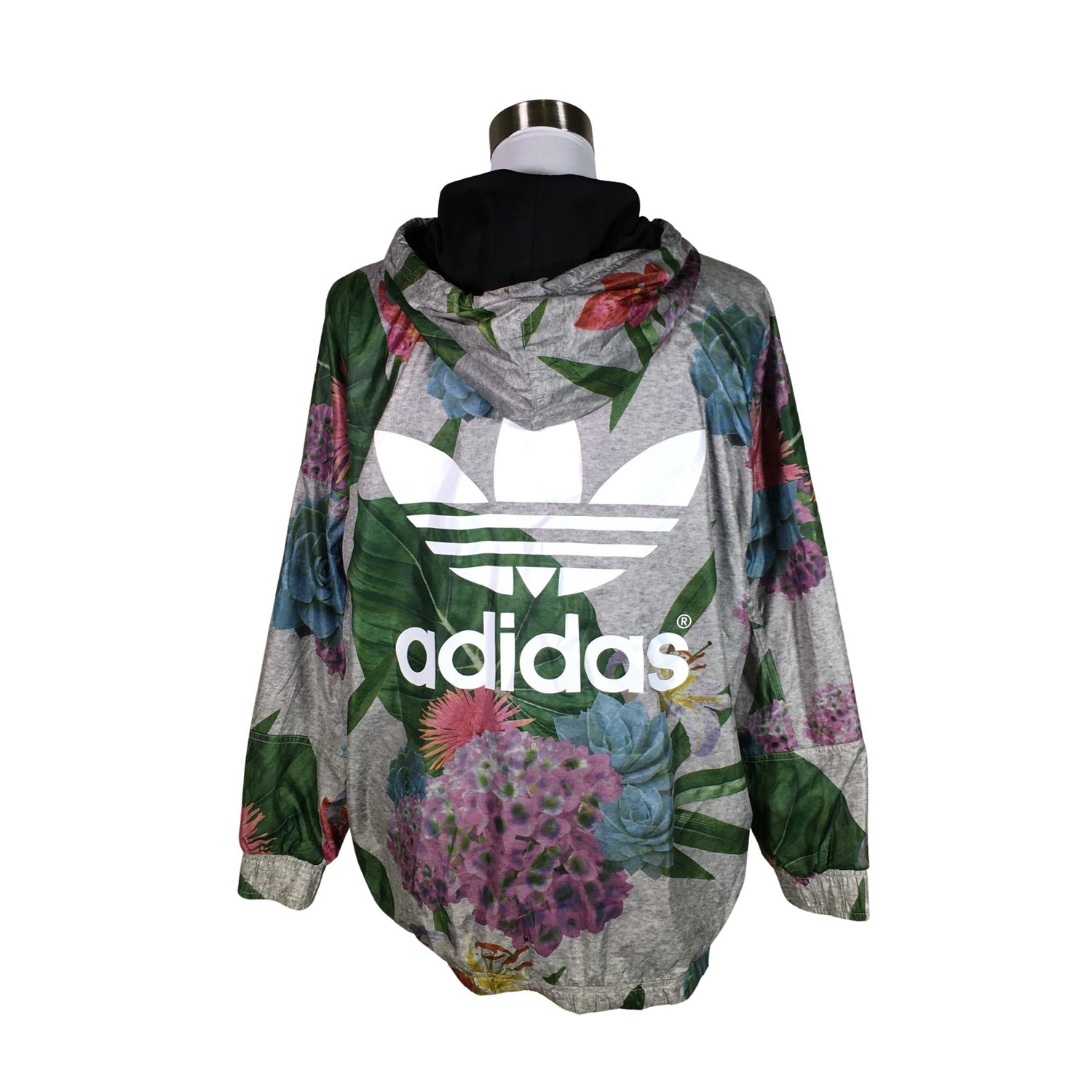  Urheilutakki  Ulkoilutakki, koko 36  Adidas 