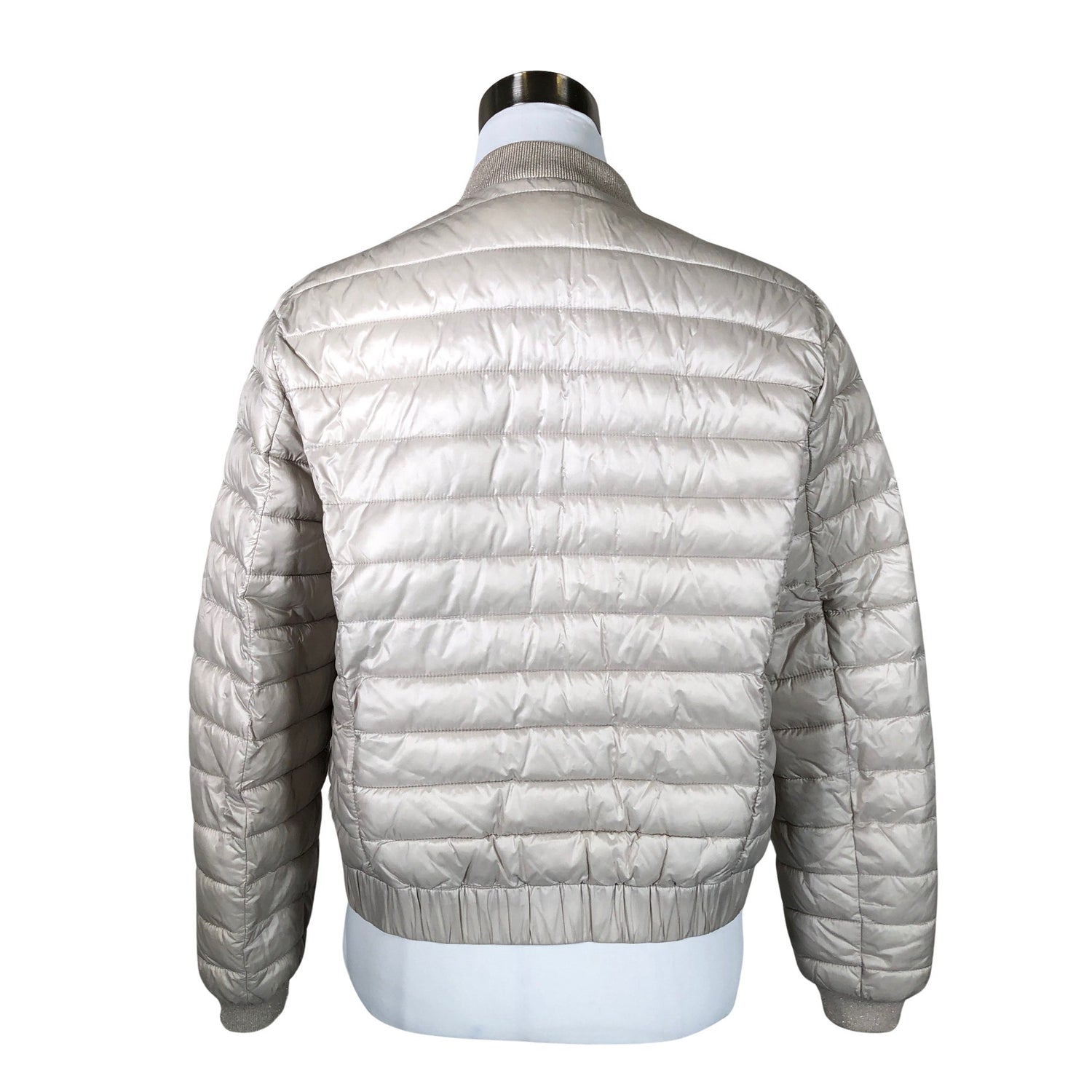  Kevyttoppatakki  Kevyttoppatakki, koko 40  Massimo Dutti 