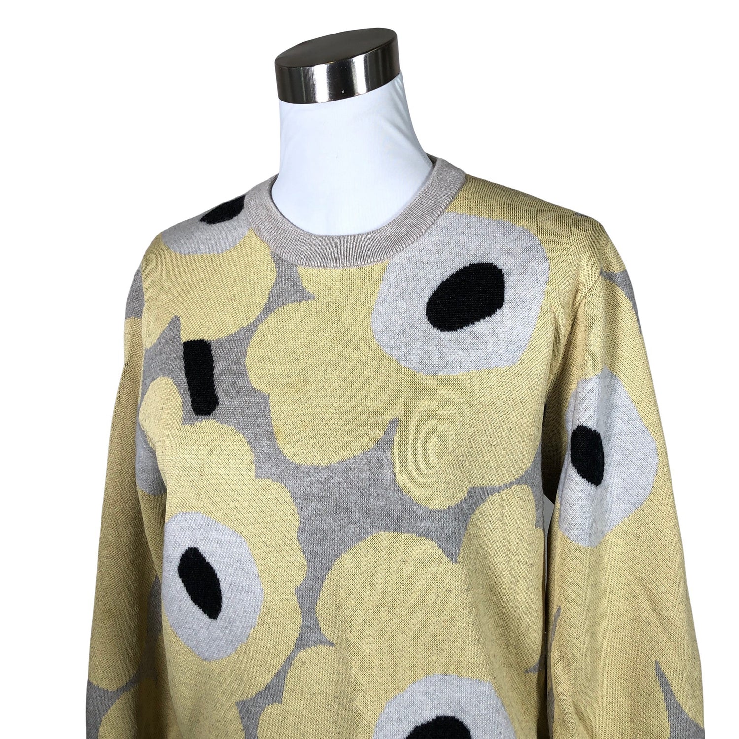  Neulepaita  Neulepaita, koko 38  Marimekko 