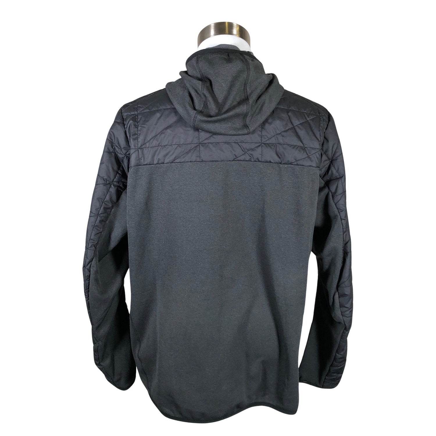  Kevyttoppatakki  Kevyttoppatakki, koko XL  Adidas 