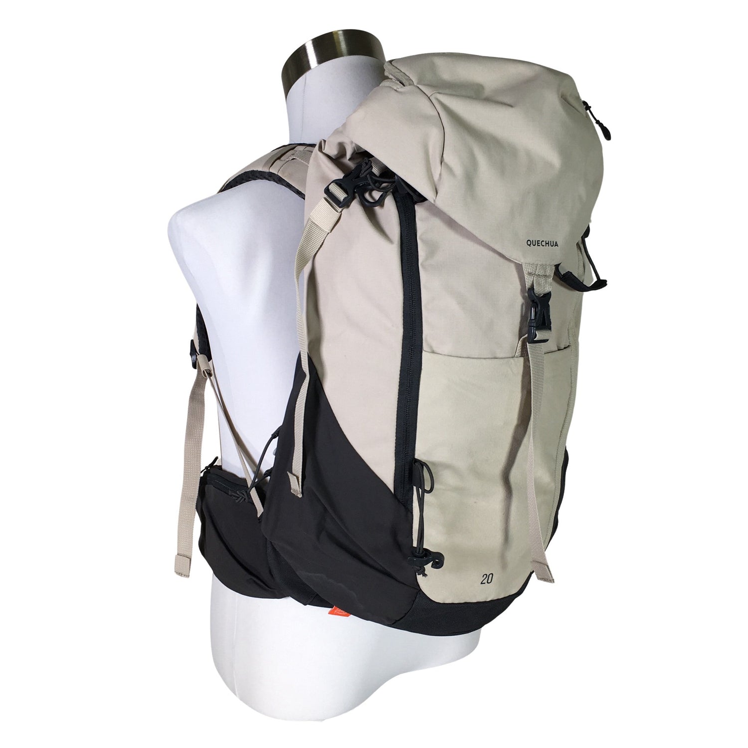  Reppu  Retkeilyreppu, koko Maxi  Quechua 