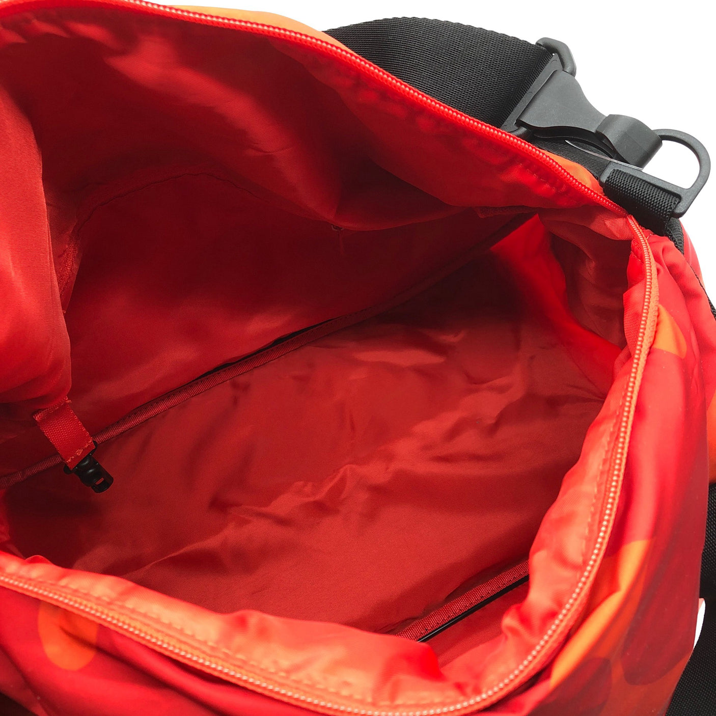 Urheilukassi, koko Maxi