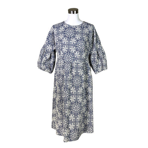 Unisex Kuusama - Juhlamekko, koko 40 -  (1)