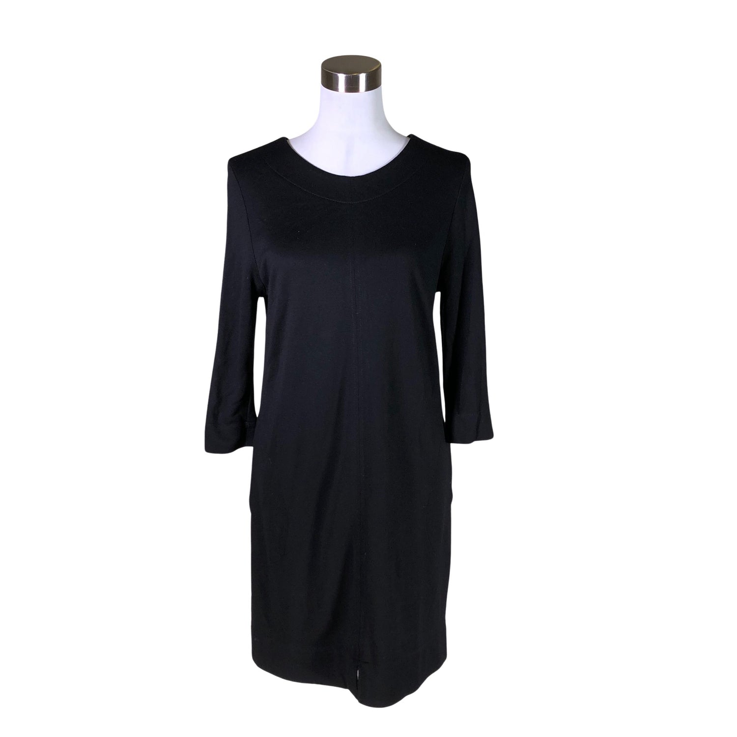  Mekko  Trikoomekko, koko 38  a la Louko 