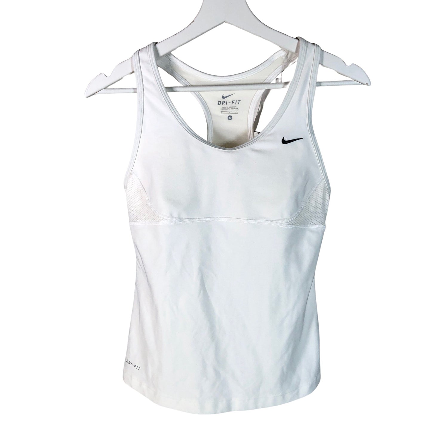  Urheilutoppi  Urheilutoppi, koko 36  Nike 