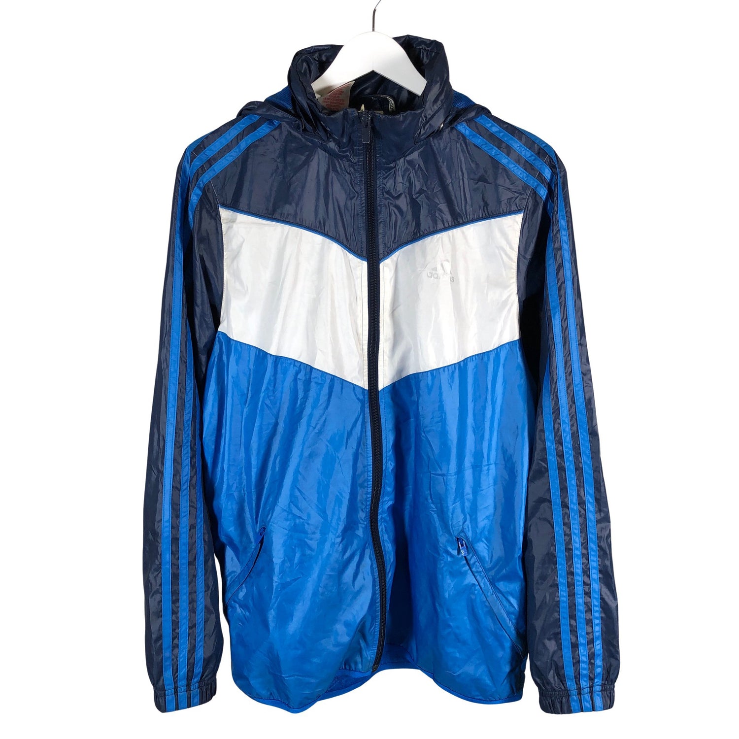  Urheilutakki  Urheilutakki, koko 170 - 176  Adidas 