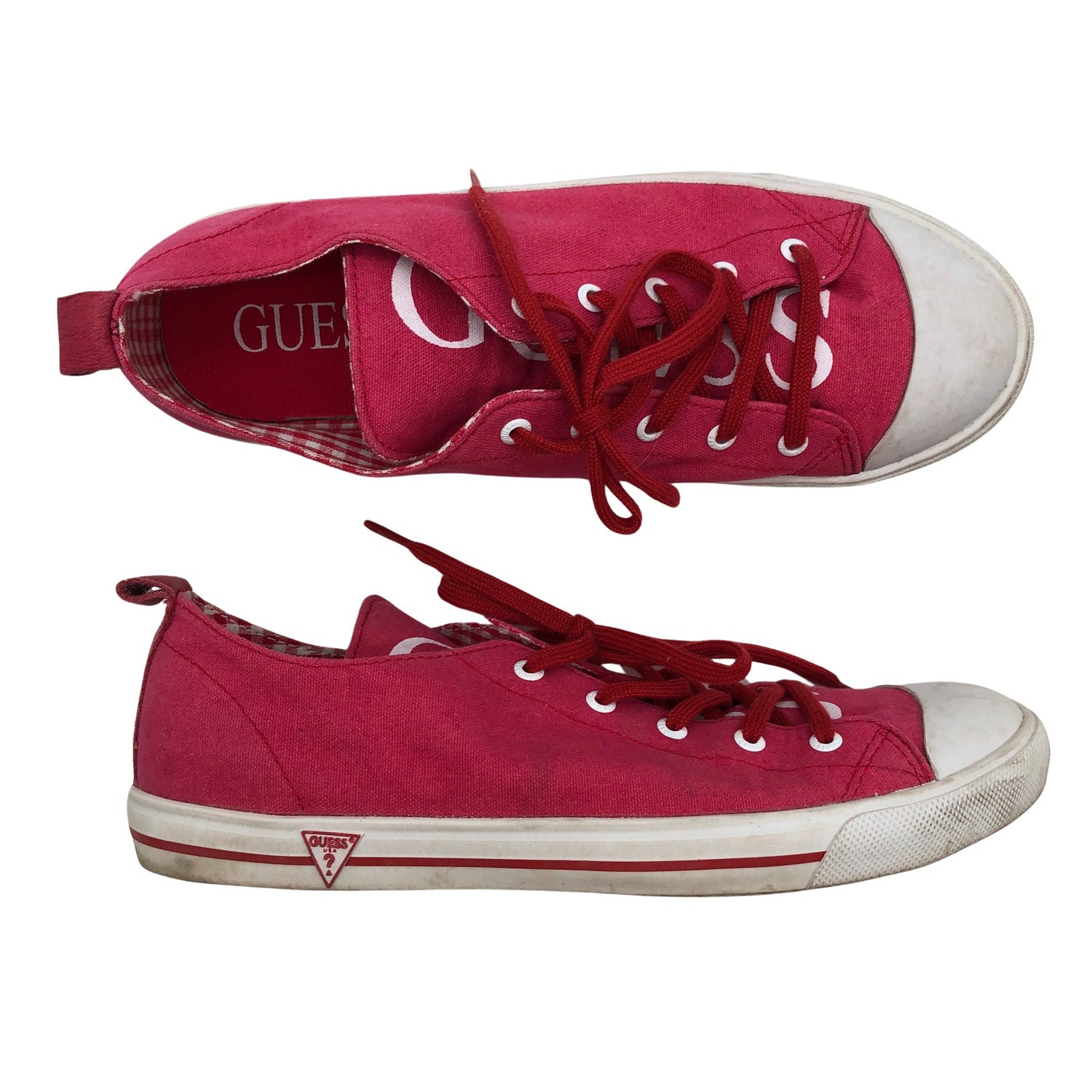  Tennarit  Tennarit, koko 40  Guess 
