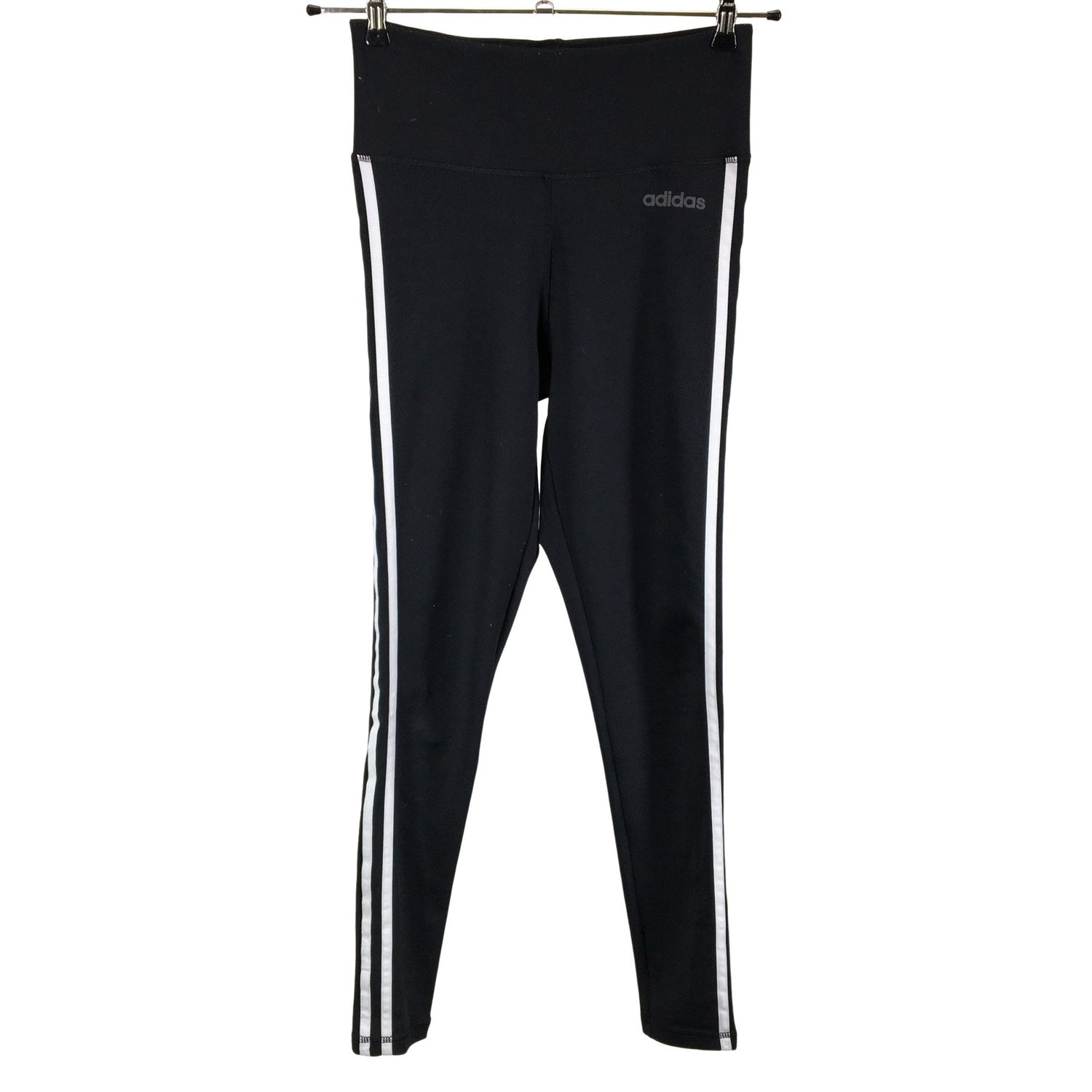 Urheilutrikoot, koko 36 Adidas Urheilutrikoot