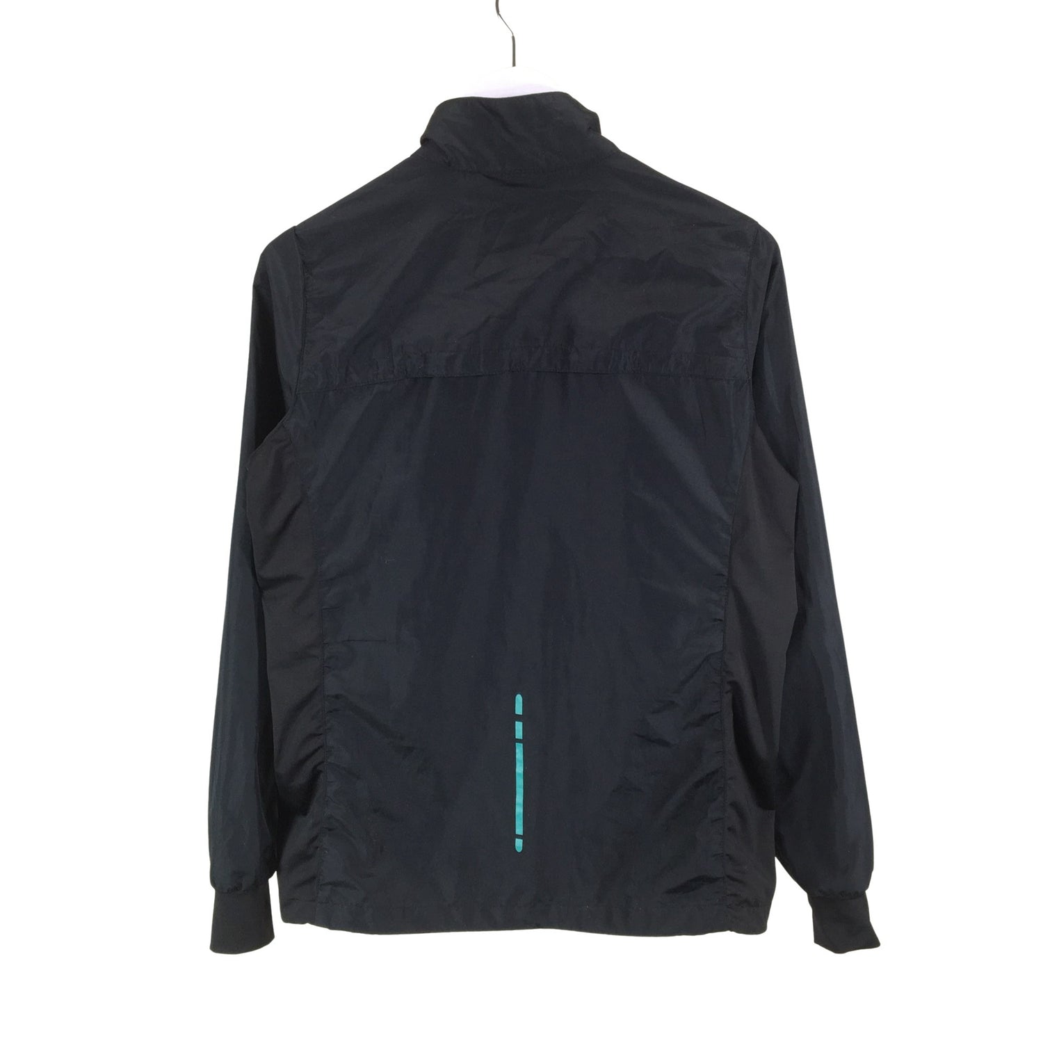  Urheilutakki  Ulkoilutakki, koko 38  Umbro 