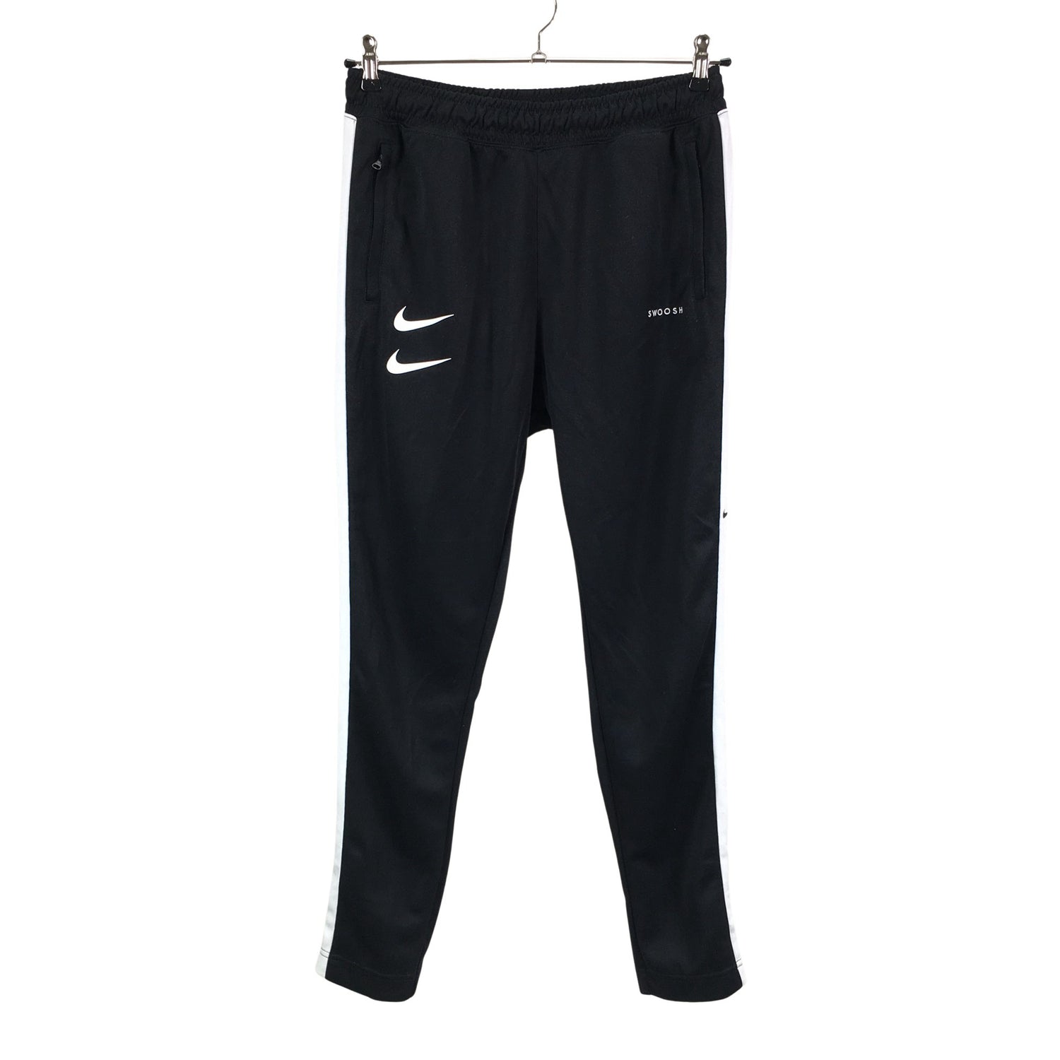  Urheiluhousut  Verryttelyhousut, koko M  Nike 