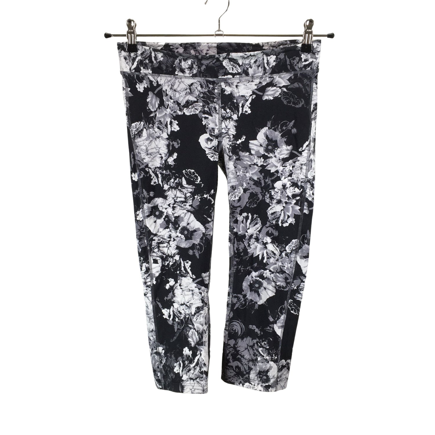  Urheilucaprit  Urheilucaprit, koko 38  Casall 