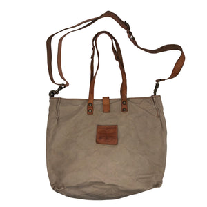 Käsilaukku, koko Maxi