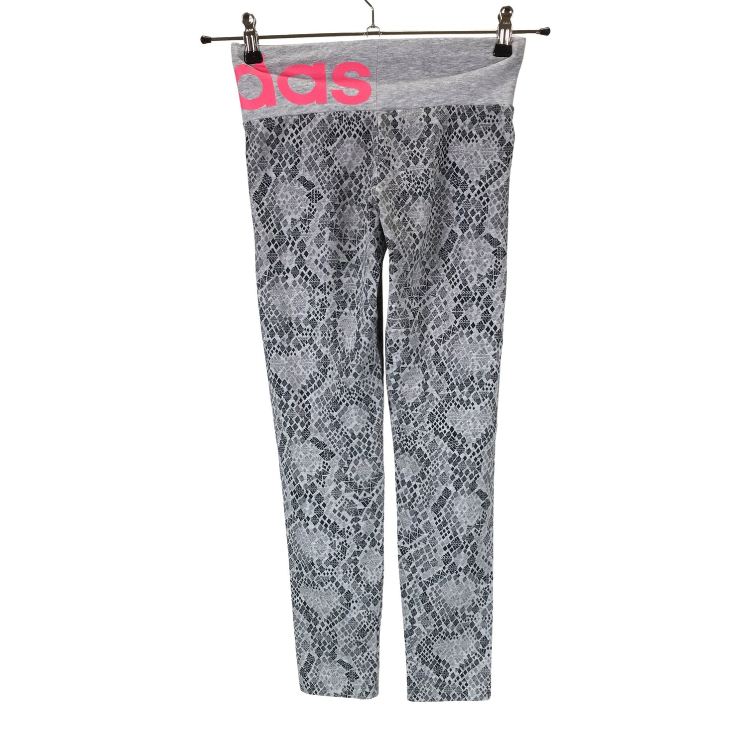 Urheilutrikoot  Urheilutrikoot, koko 146 - 152  Adidas 