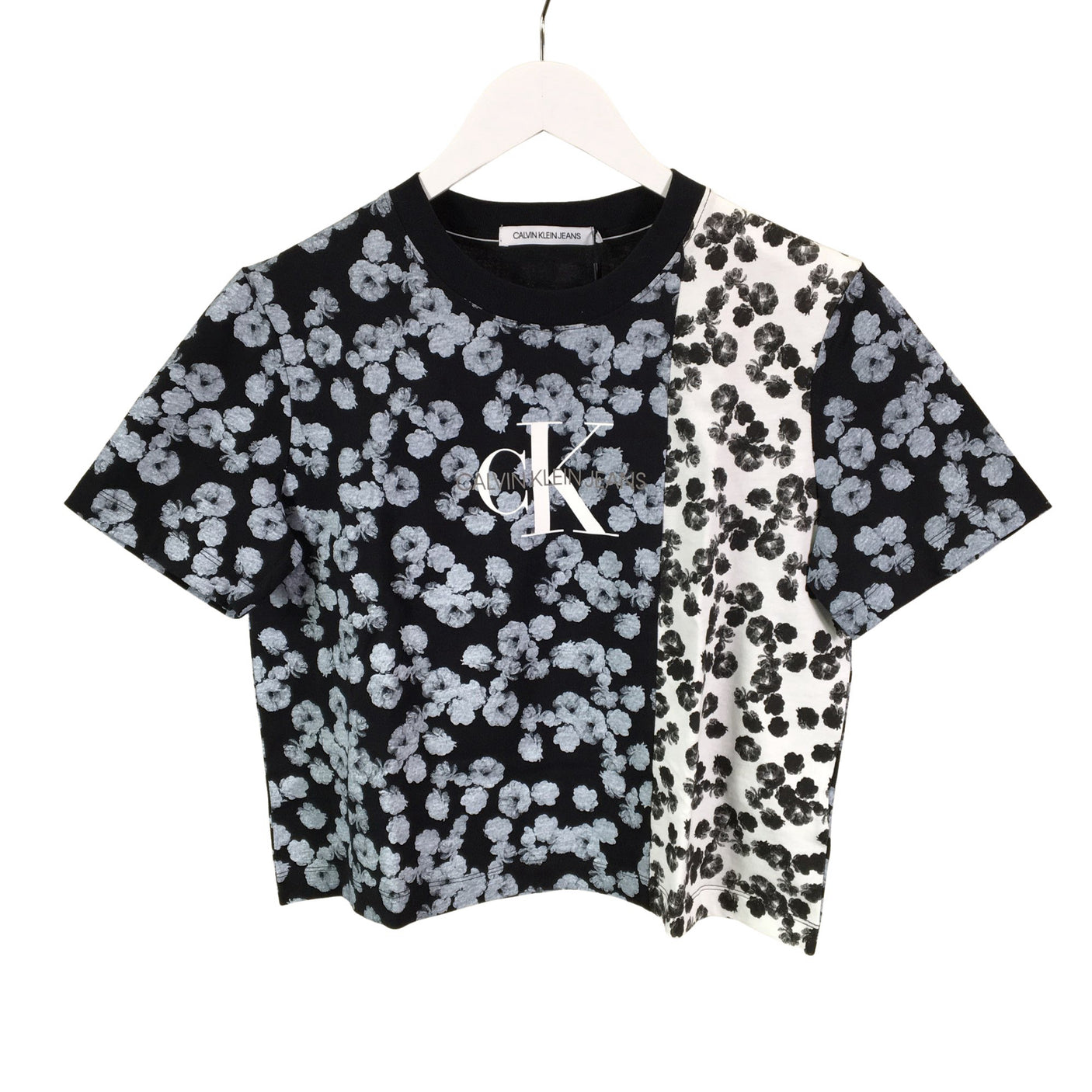 Unisex Calvin Klein Jeans - T-paita, koko 40 -  (1)