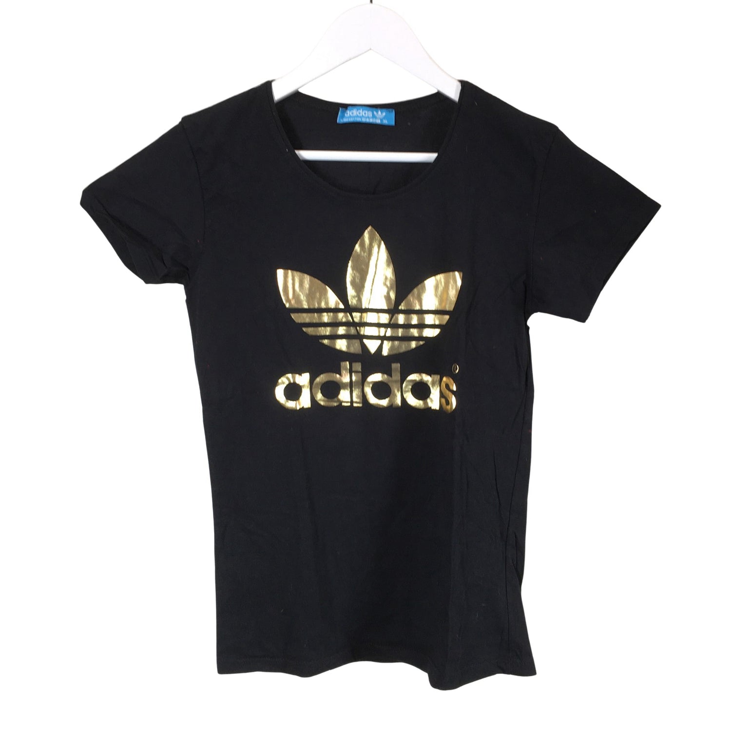  T-paita  T-paita, koko 38  Adidas 