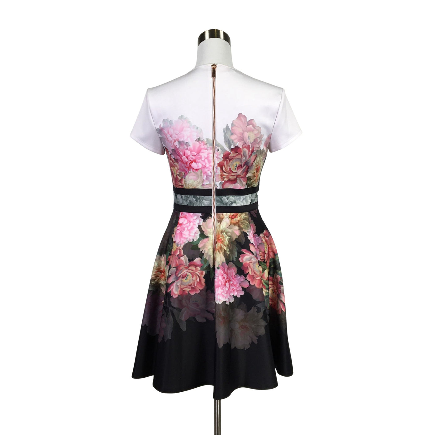 Unisex Ted Baker - Juhlamekko, koko 38 -  (2)