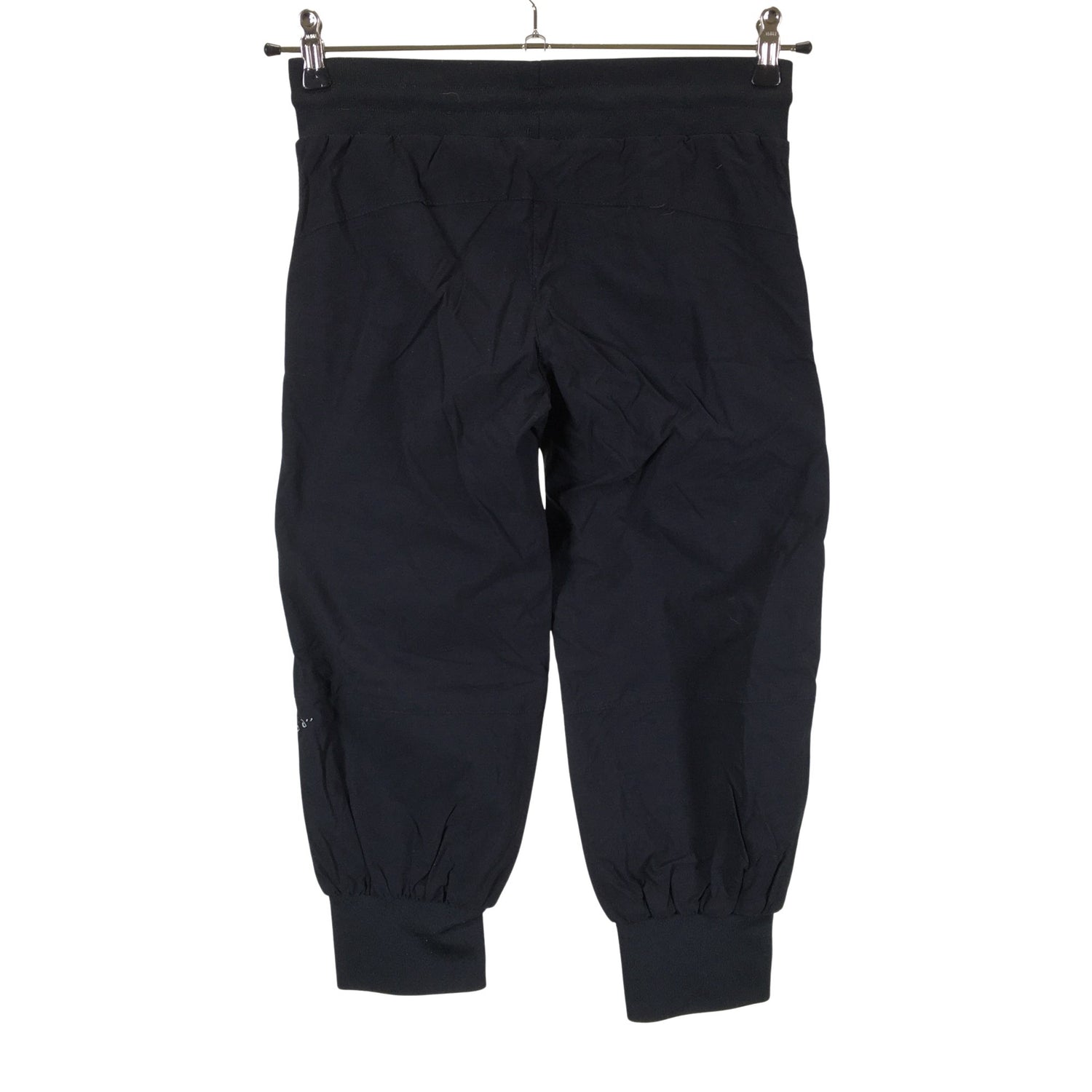  Urheilucaprit  Urheilucaprit, koko 34  Casall 