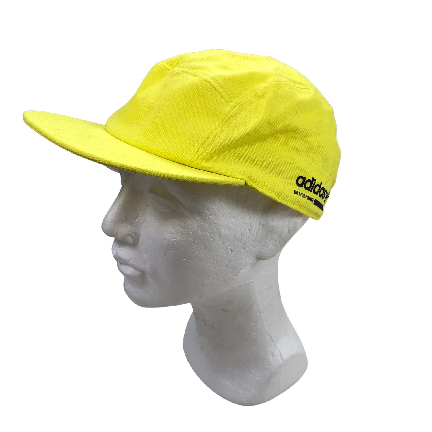  Lippalakki  Lippalakki, koko One size  Adidas 